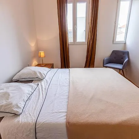 Апартаменты Jardin Public : T3 Renove Immeuble Pierre