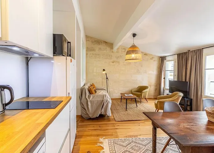 Jardin Public : T3 Renove Immeuble Pierre * Bordeaux