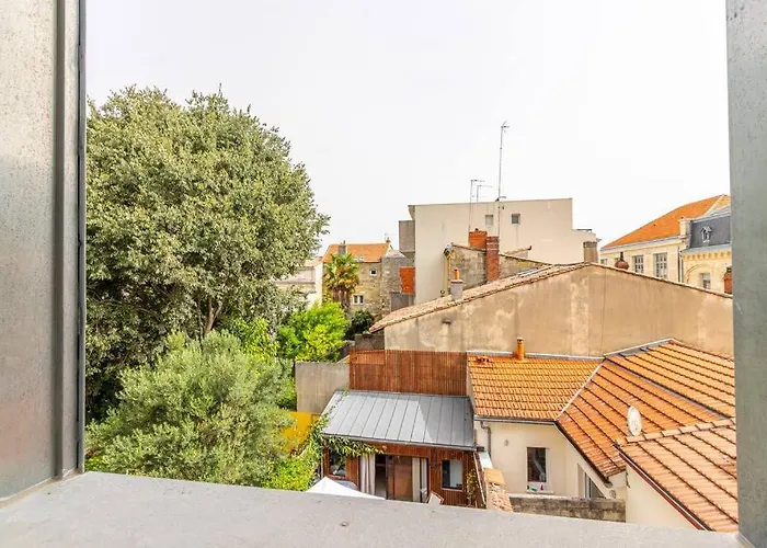 Jardin Public : T3 Renove Immeuble Pierre Bordeaux