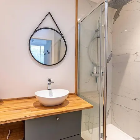 Apartament Jardin Public : T3 Renove Immeuble Pierre