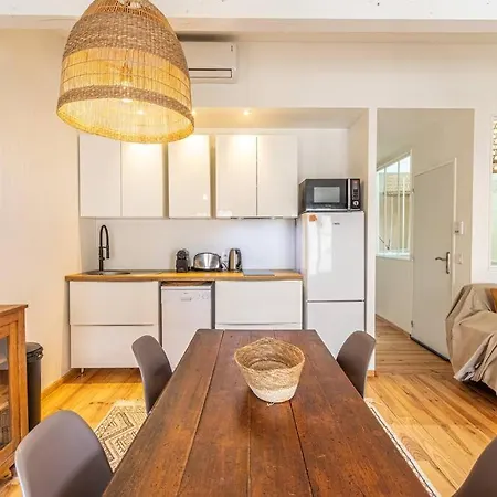 Jardin Public : T3 Renove Immeuble Pierre *